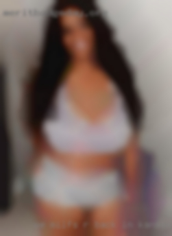 **** we milfs r back in Kansas******.